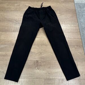 Lululemon Utilitech Pull-On Classic Fit Pant, Black Small